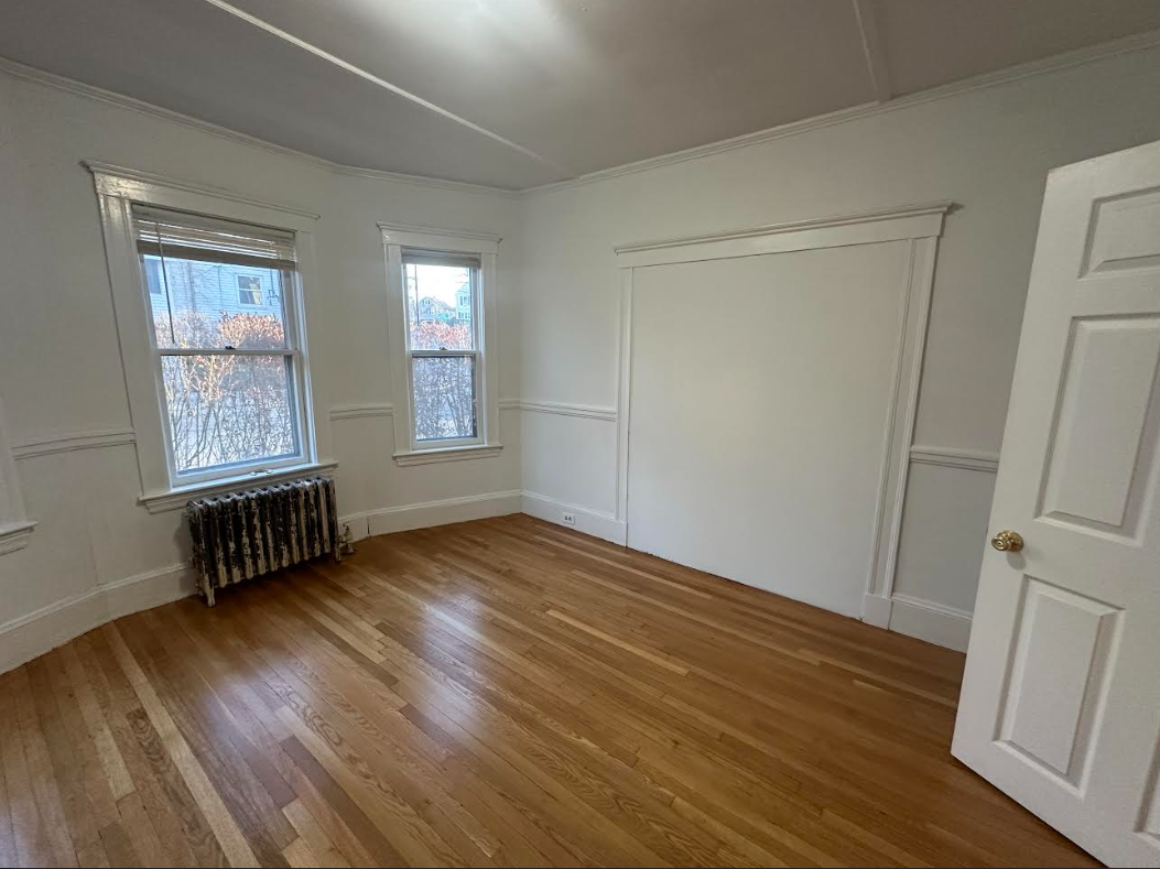 80 Upland Rd, Belmont