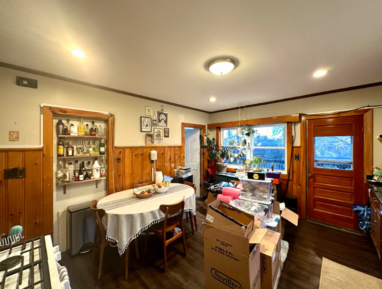 111 Eutaw St, East Boston