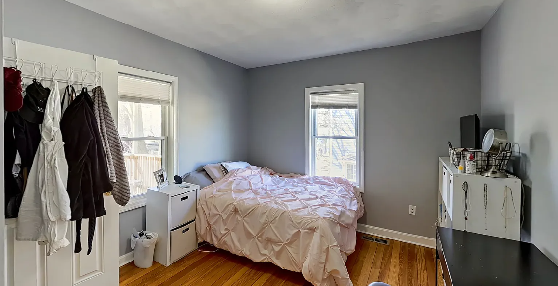 50 Derby St, Somerville