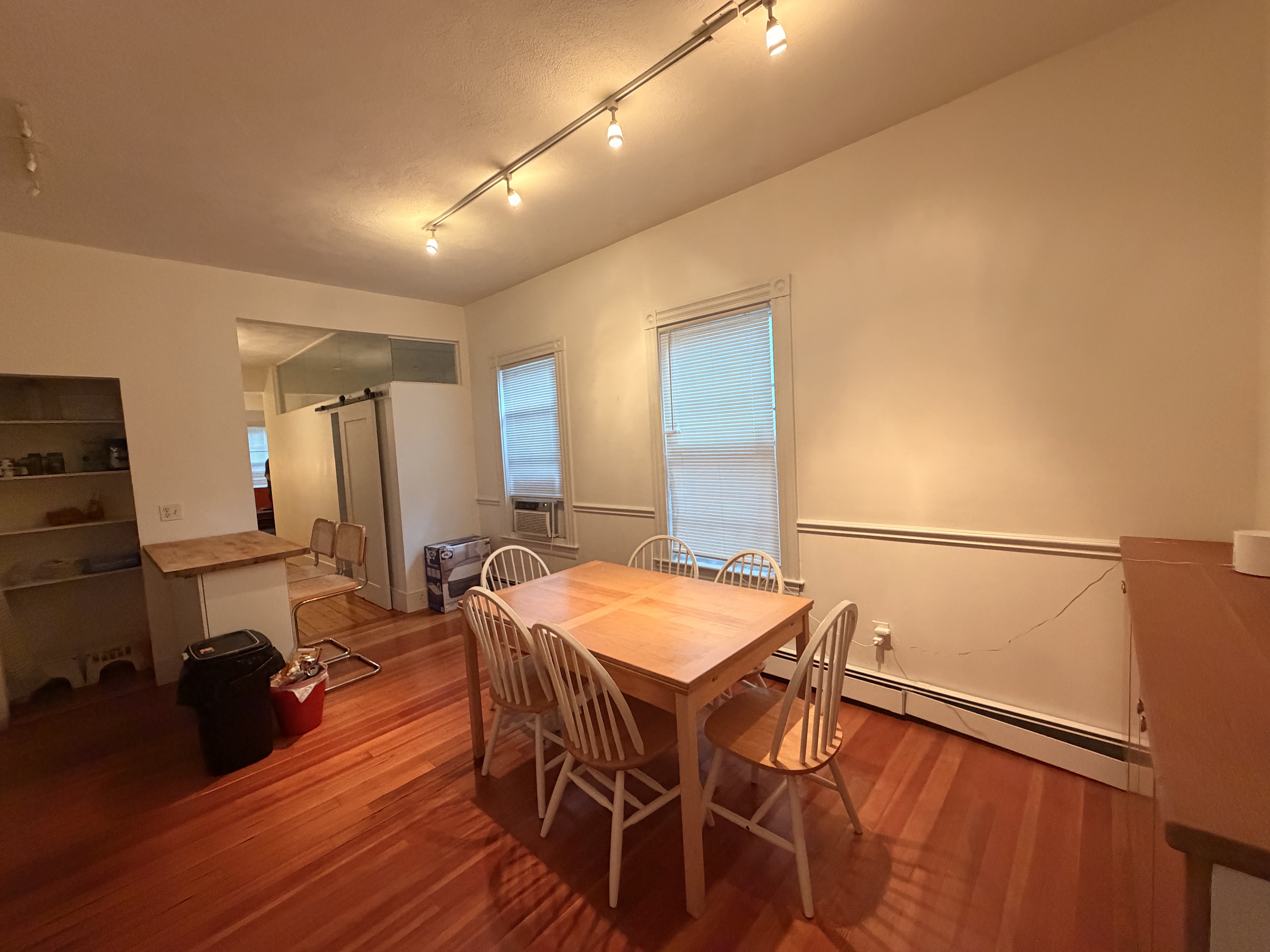 Photos of apartment on Pleasant St.,Cambridge MA 02139