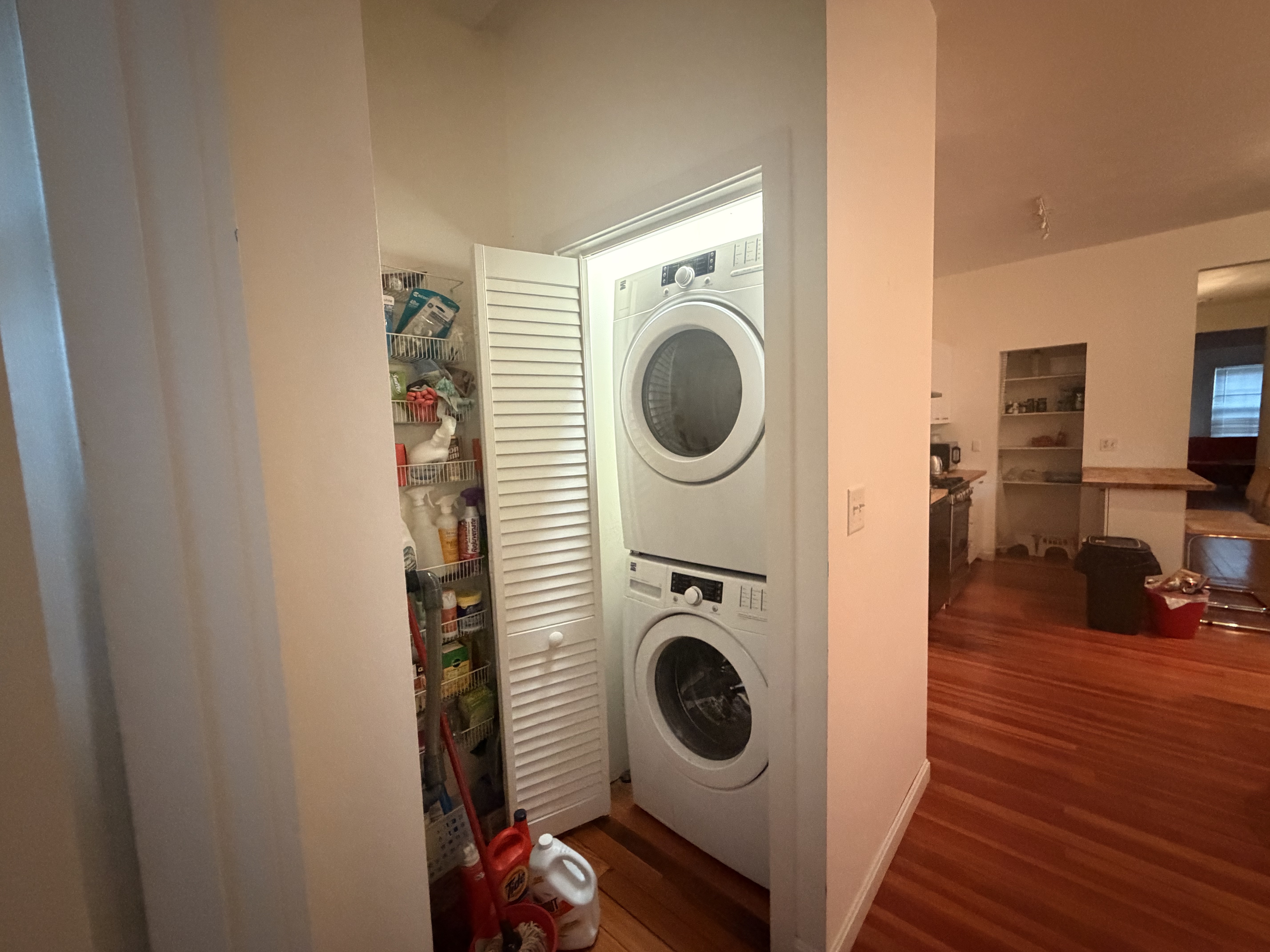 Photos of apartment on Pleasant St.,Cambridge MA 02139