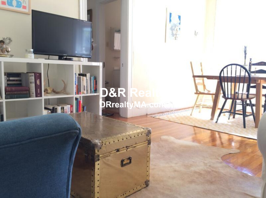 1610 Massachusetts Ave, Harvard Square