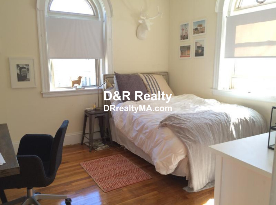 1610 Massachusetts Ave, Harvard Square