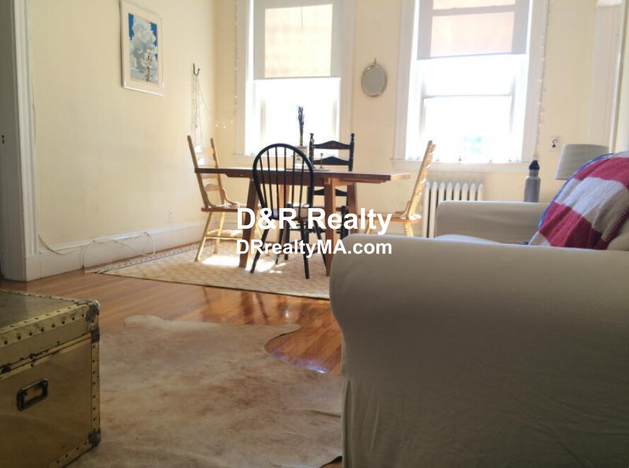 1610 Massachusetts Ave, Harvard Square