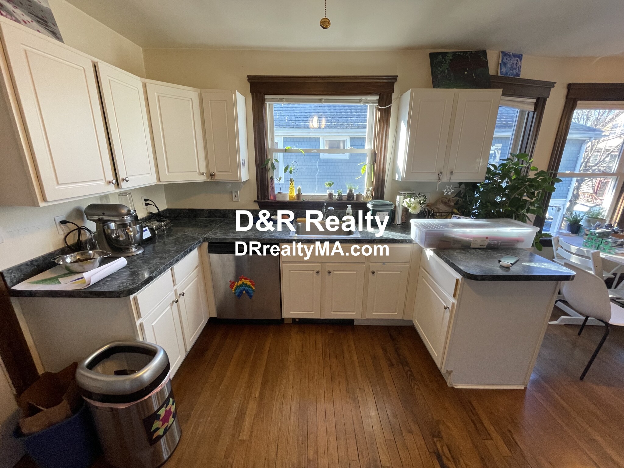 104 Chilton St, North Cambridge