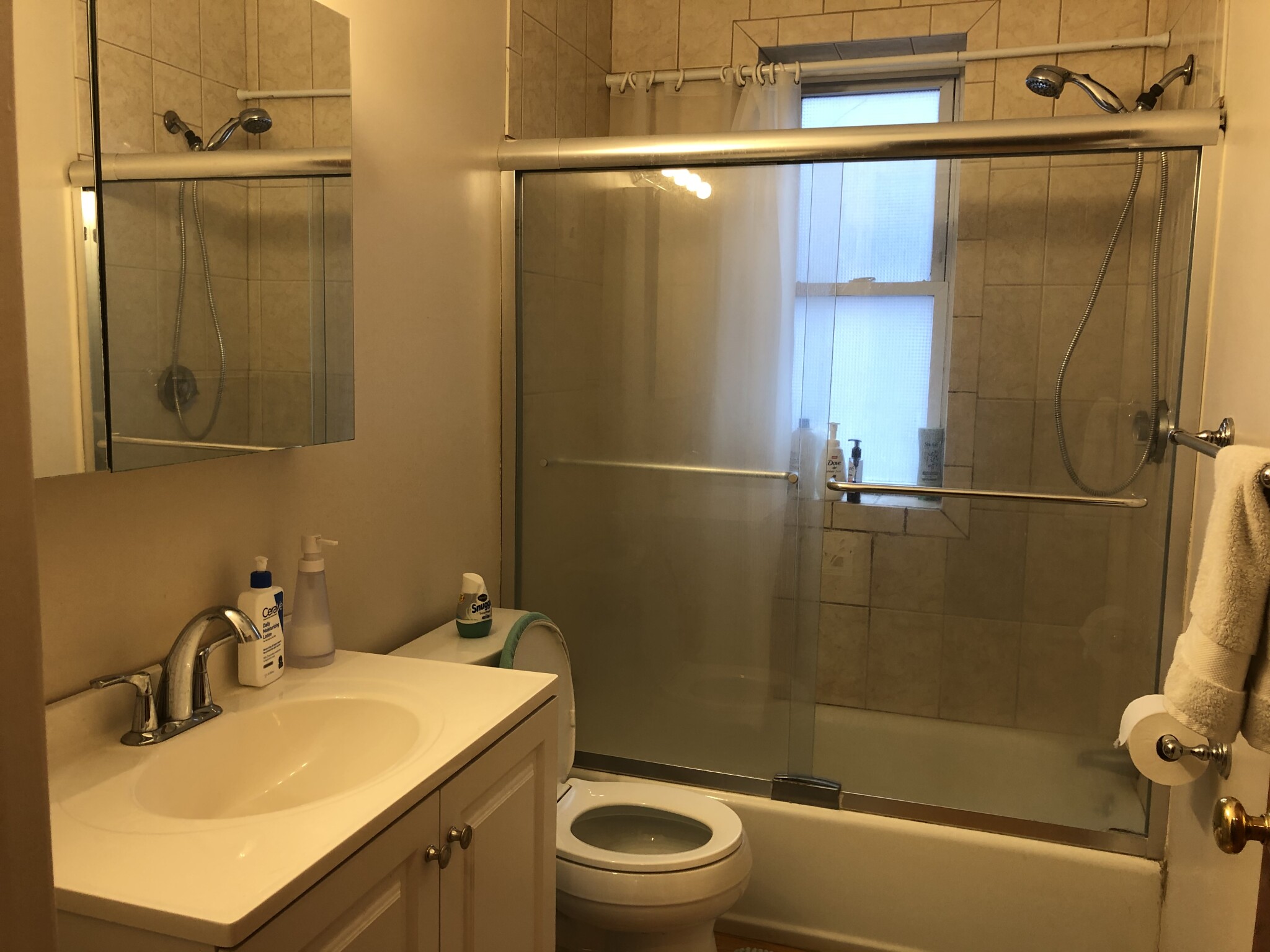 275 Putnam Ave, Riverside