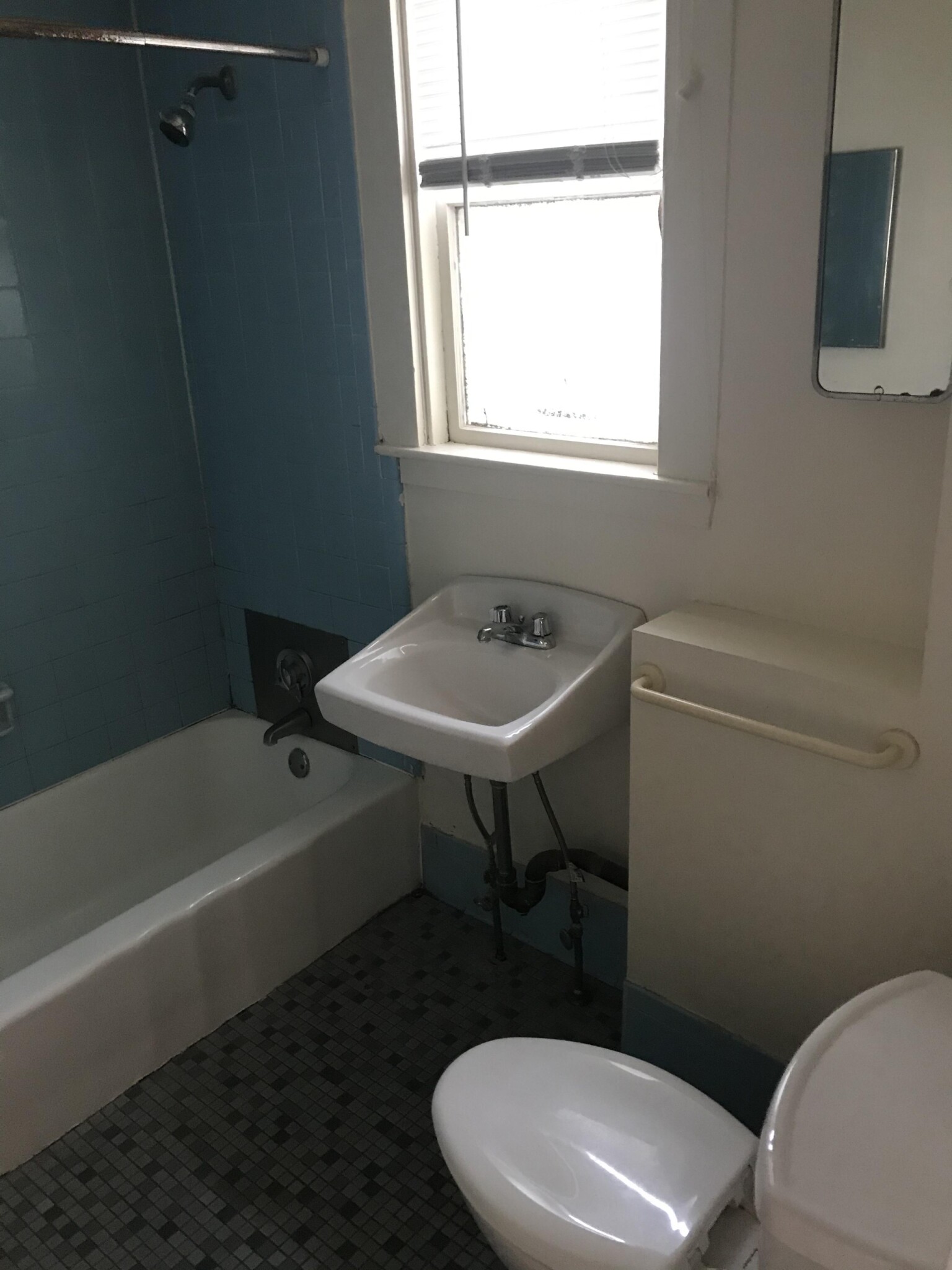 381 Harvard St, Mid-Cambridge