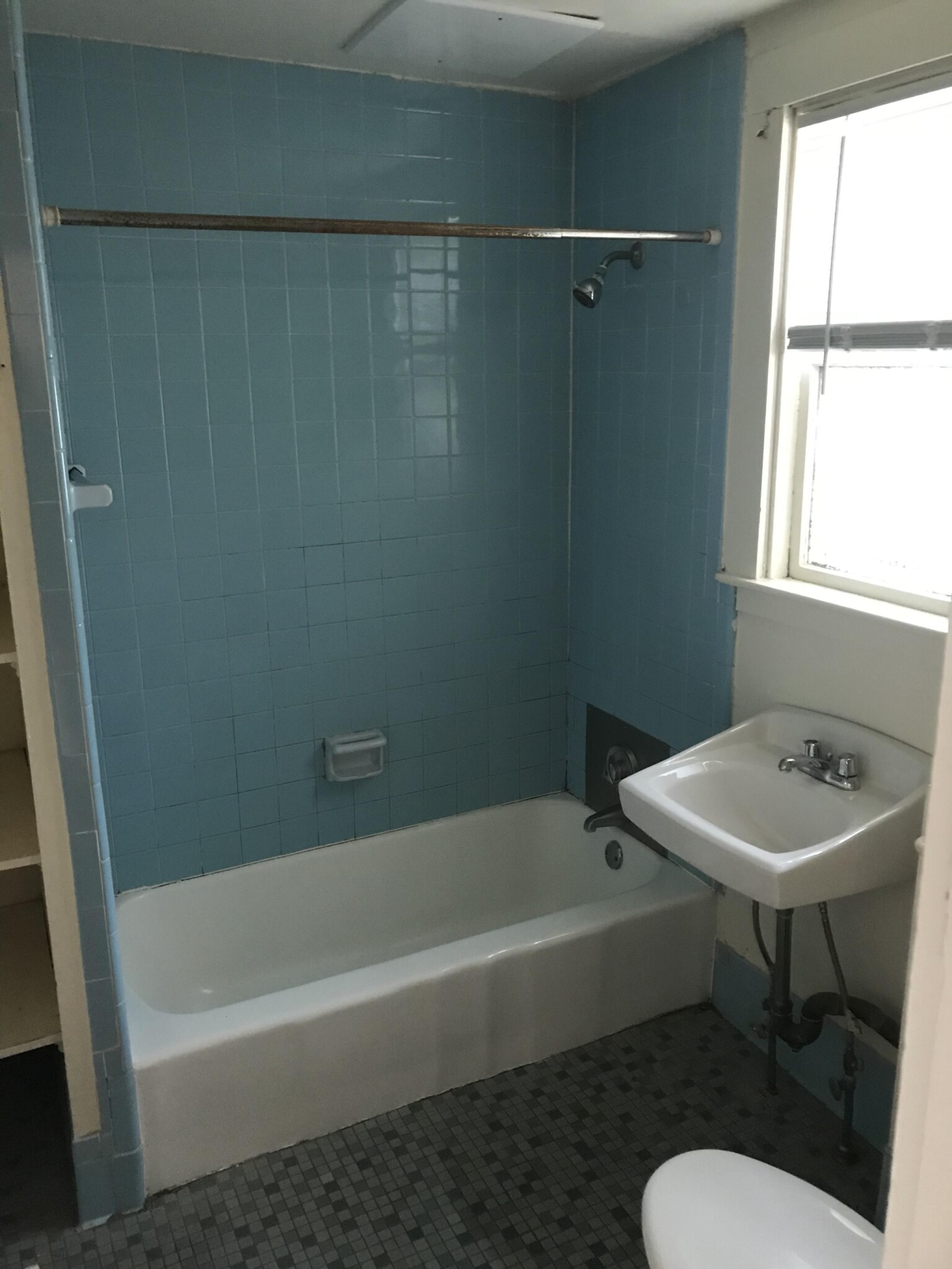 381 Harvard St, Mid-Cambridge