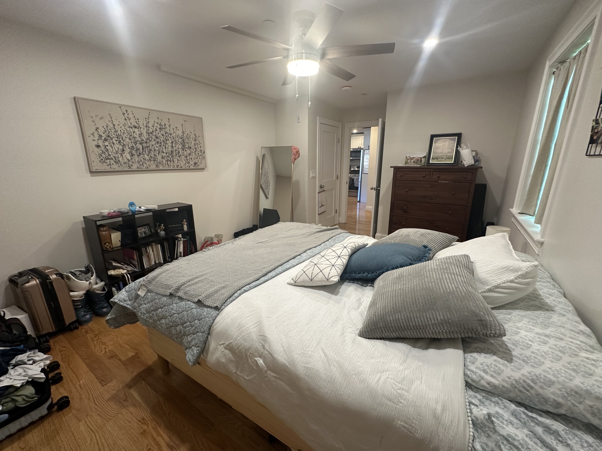 628 Trapelo Rd, Belmont