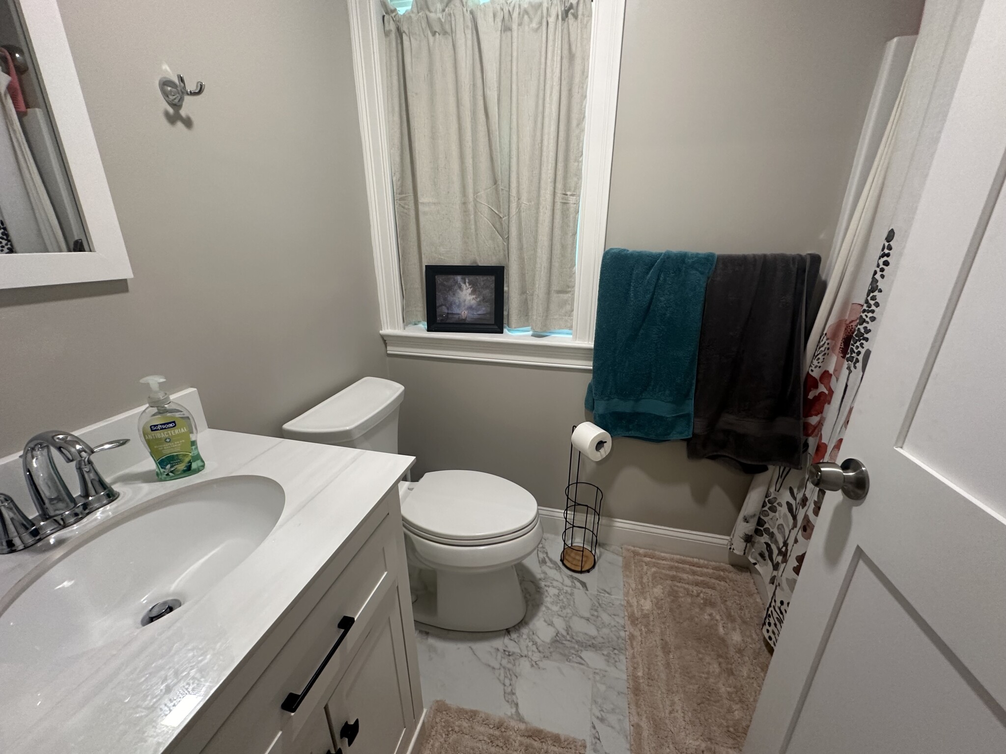 628 Trapelo Rd, Belmont