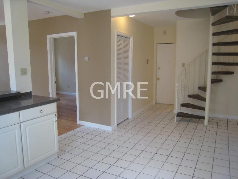 157 Endicott St, North End