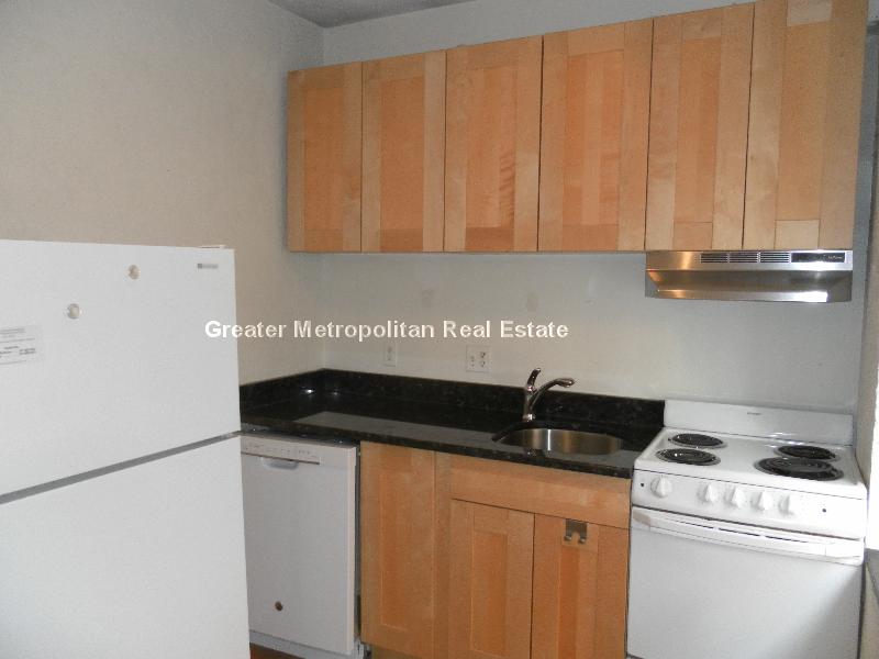 35 Charter St, North End