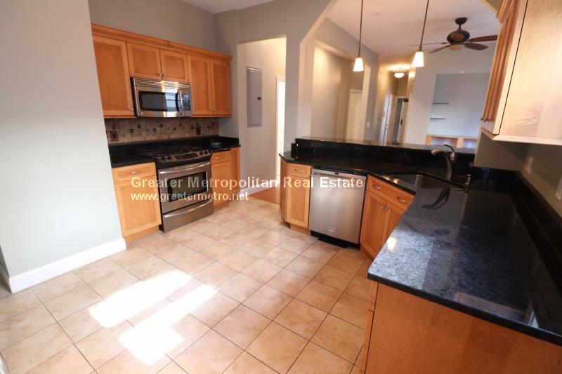 594 4th St, South Boston