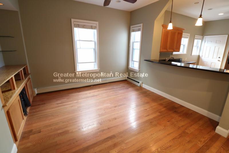 594 4th St, South Boston