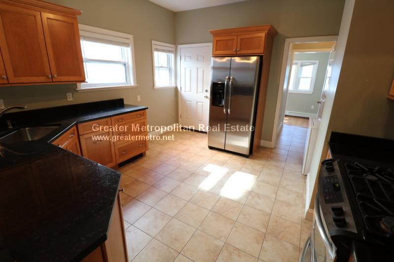 594 4th St, South Boston