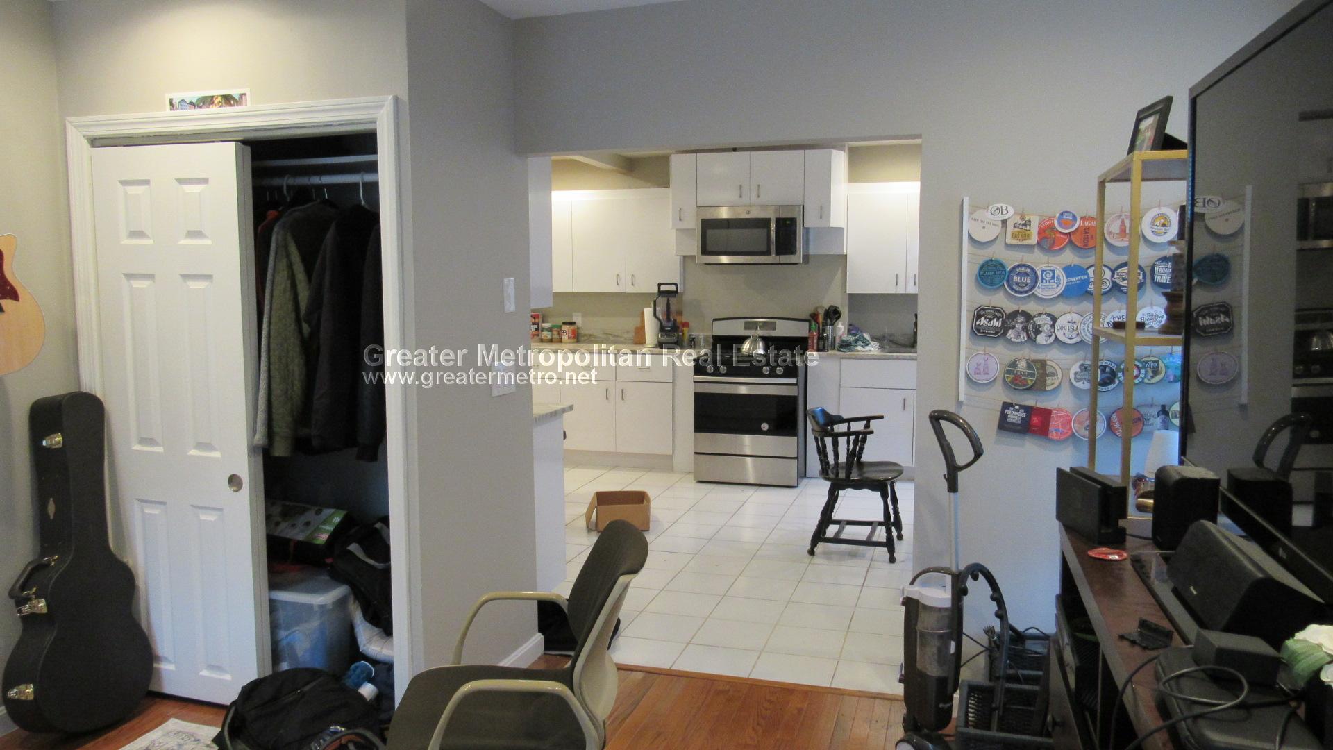 157 Endicott St, North End