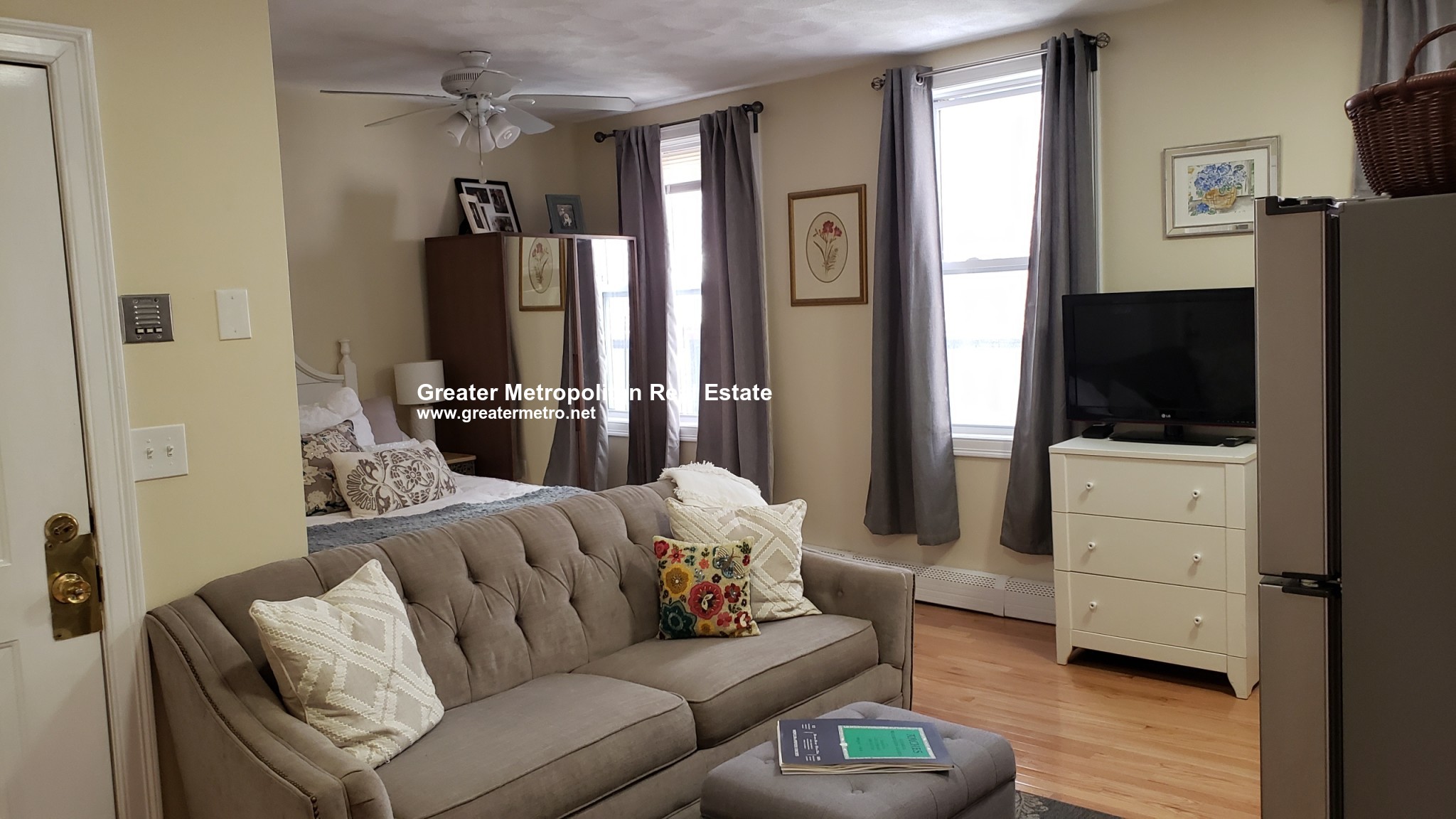 19 Greenough Ln, North End