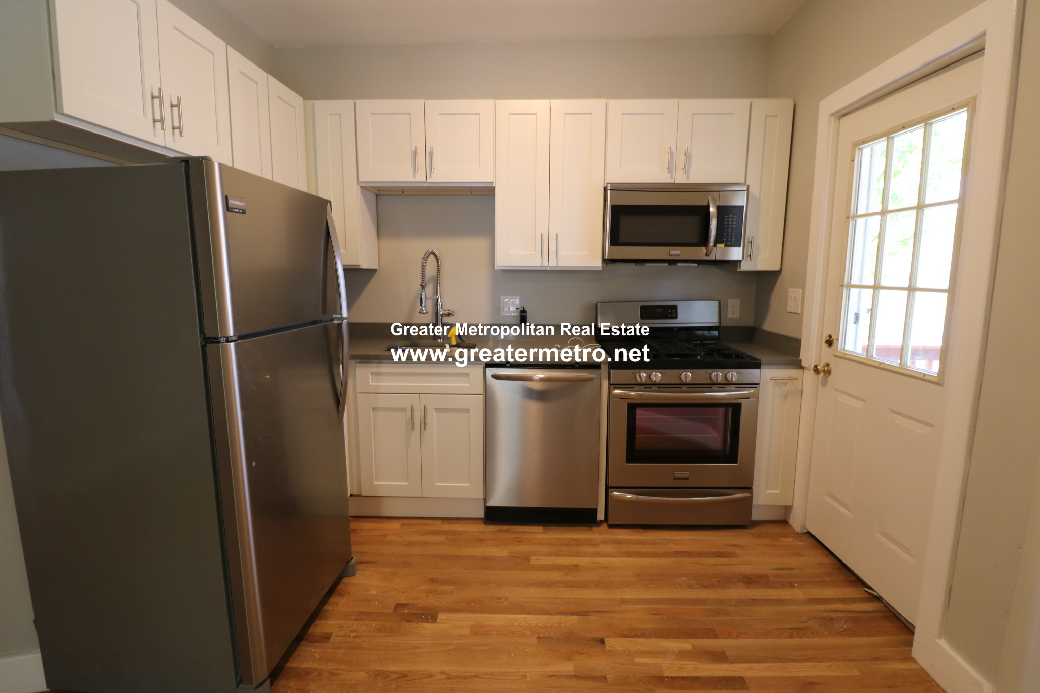 535 8th St, North End