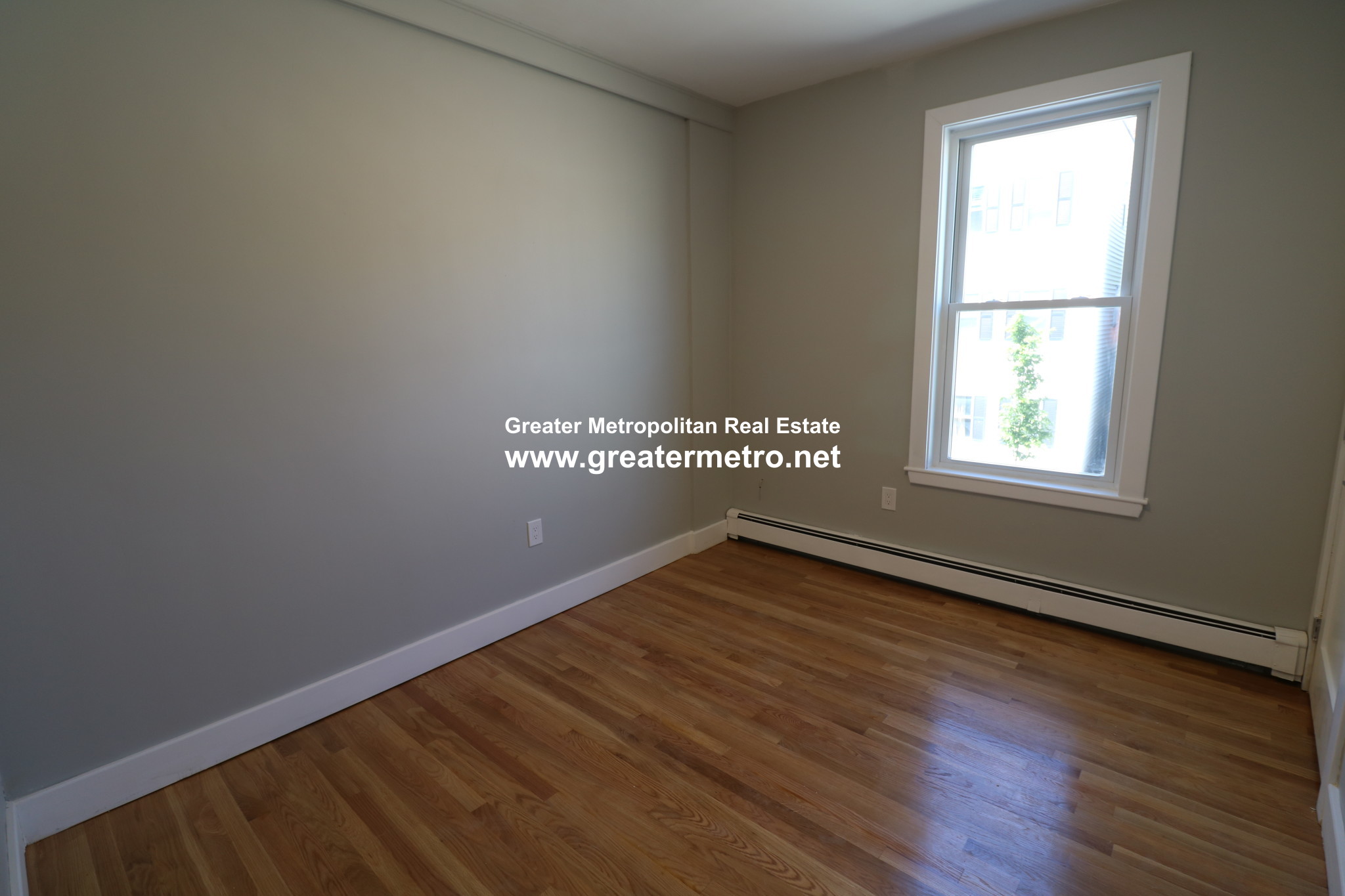 535 8th St, North End