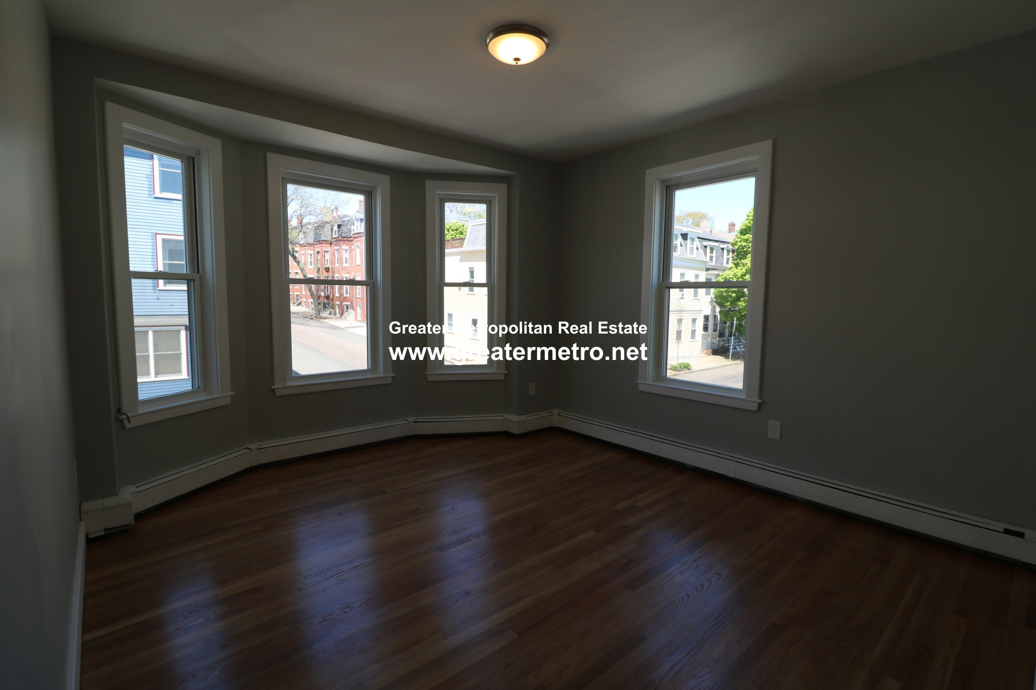 535 8th St, North End