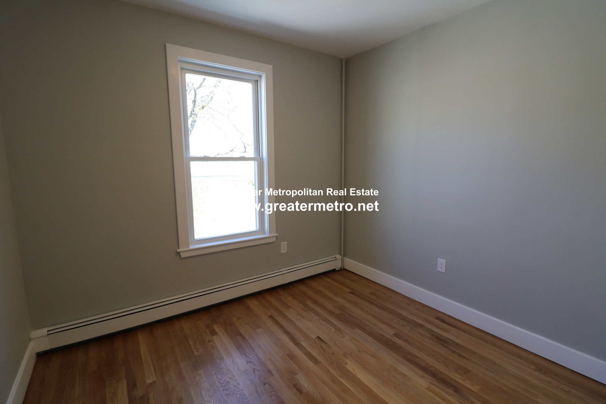 535 8th St, North End