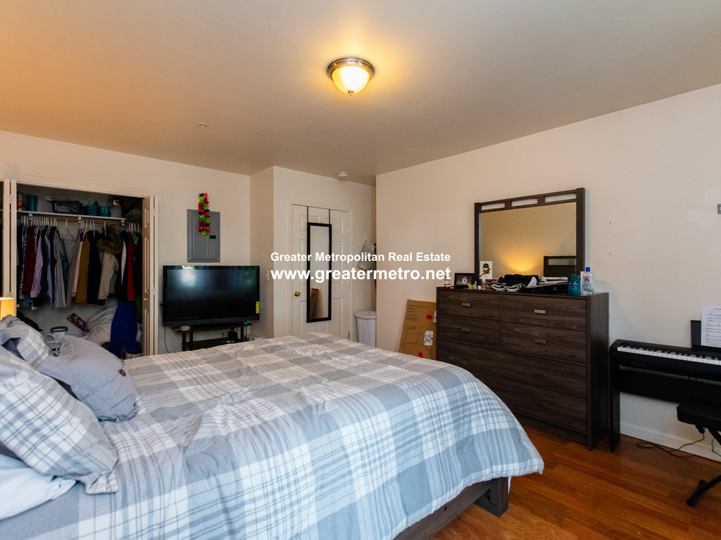 41 Chelsea St, East Boston