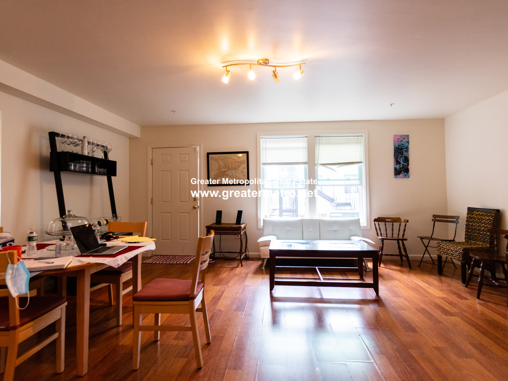 41 Chelsea St, East Boston