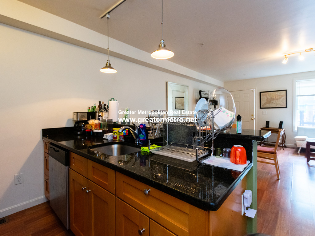 41 Chelsea St, East Boston