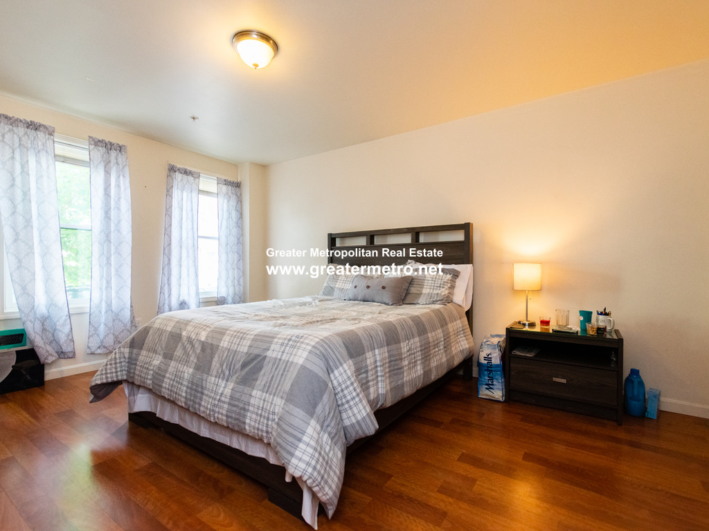 41 Chelsea St, East Boston