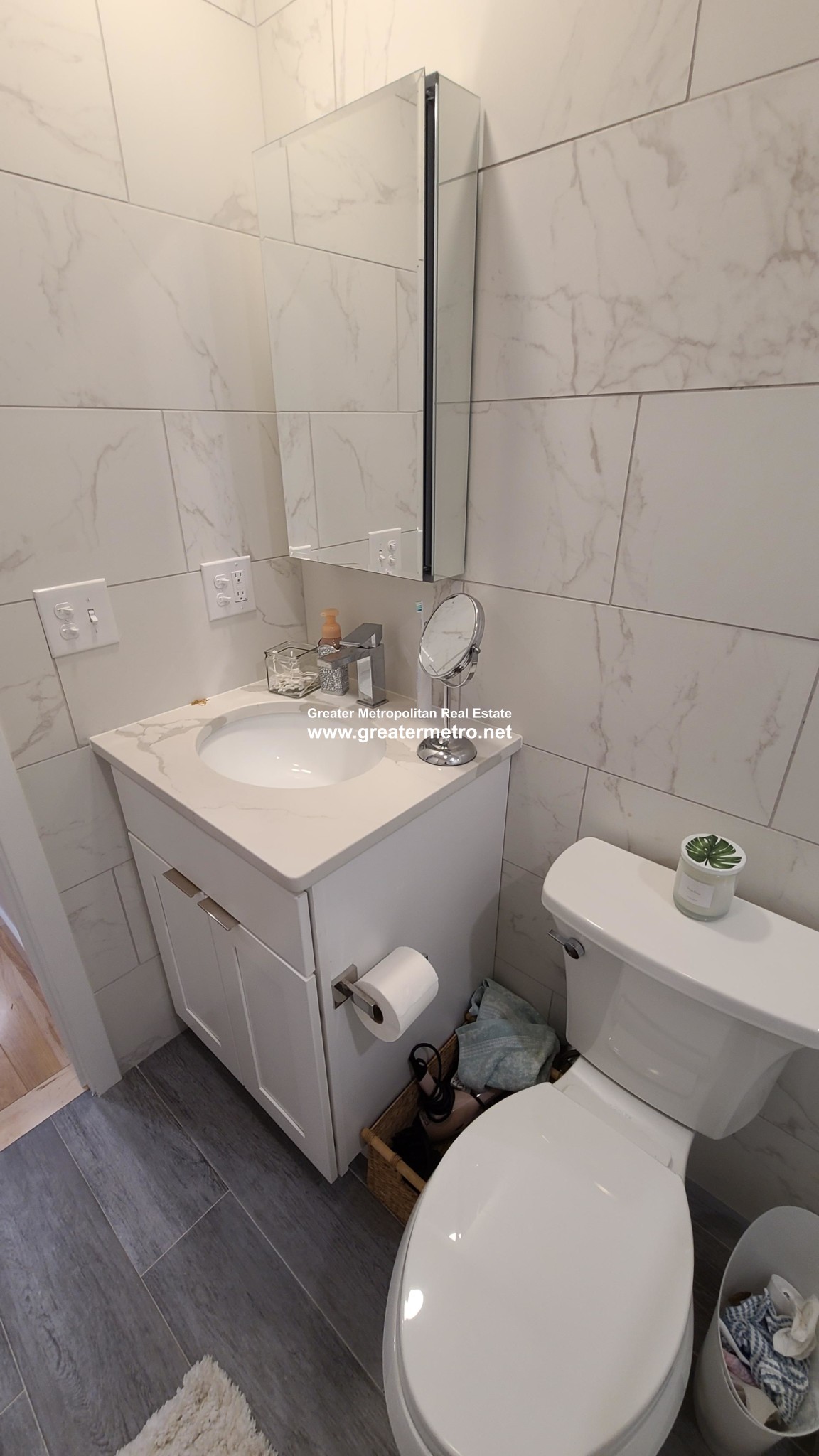 351 North St, North End