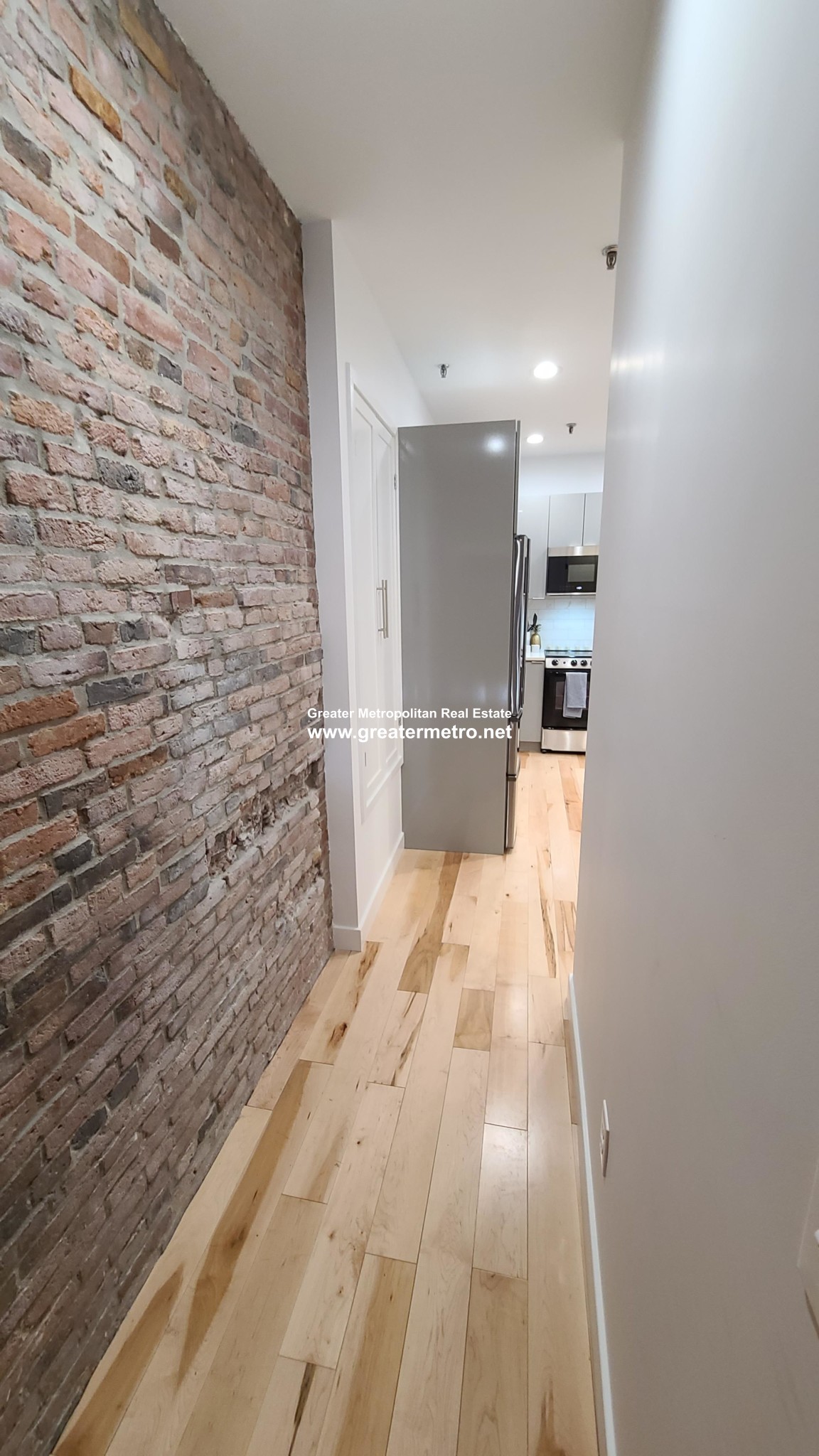 351 North St, North End