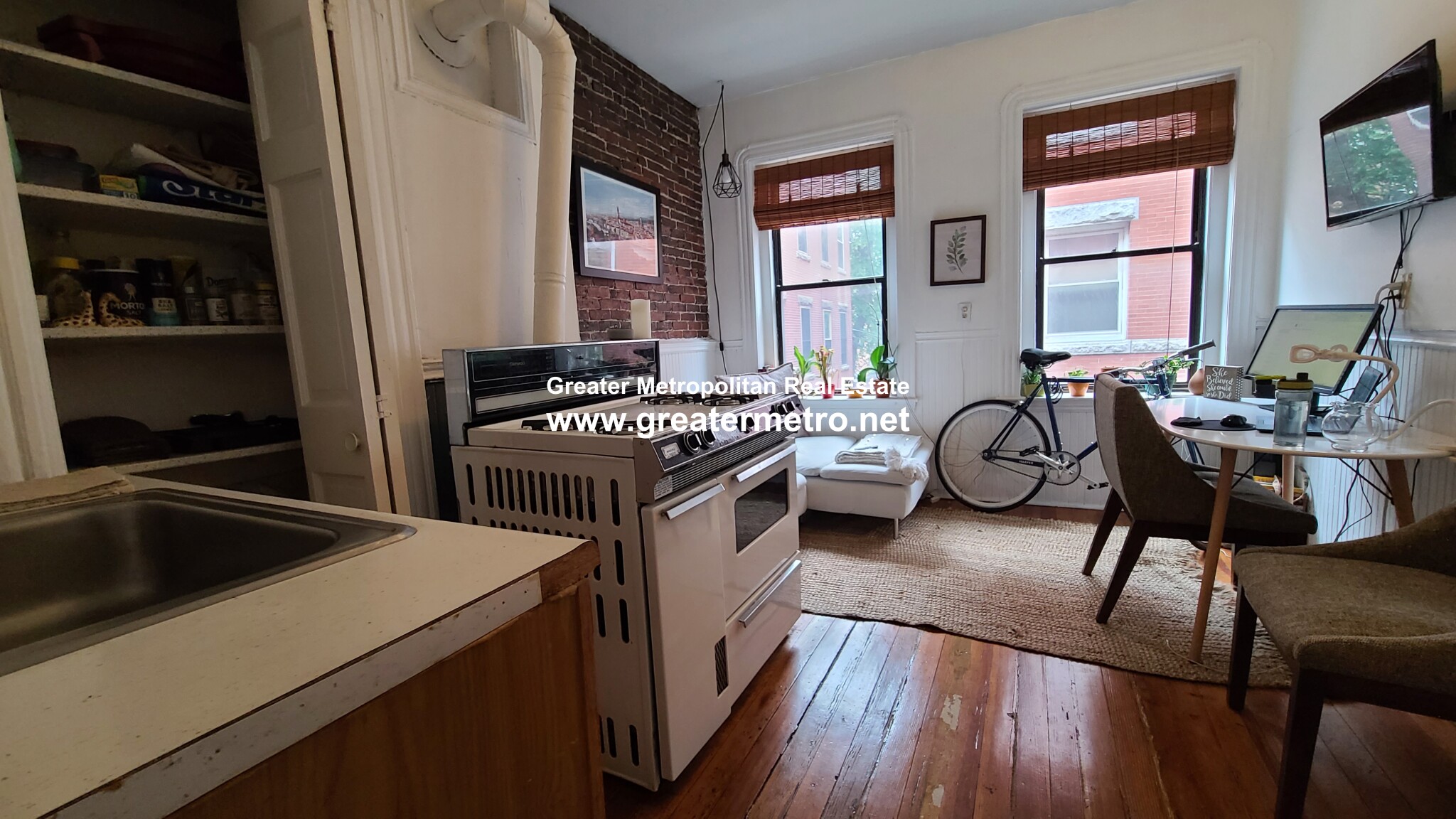 10 Unity St, North End