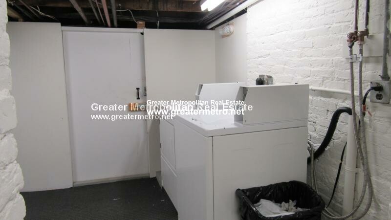 351 North St, North End