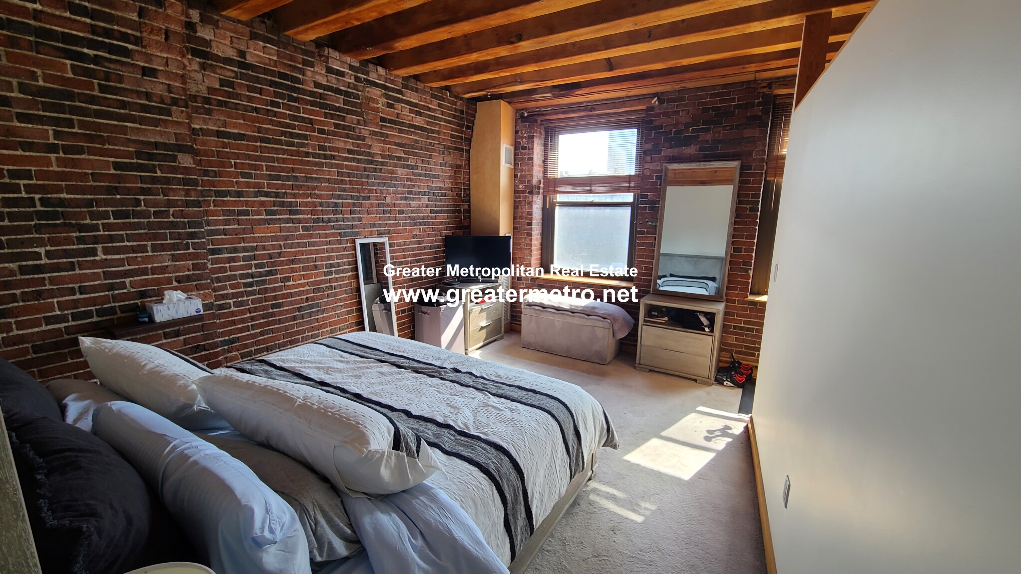 28 Atlantic Ave, Waterfront