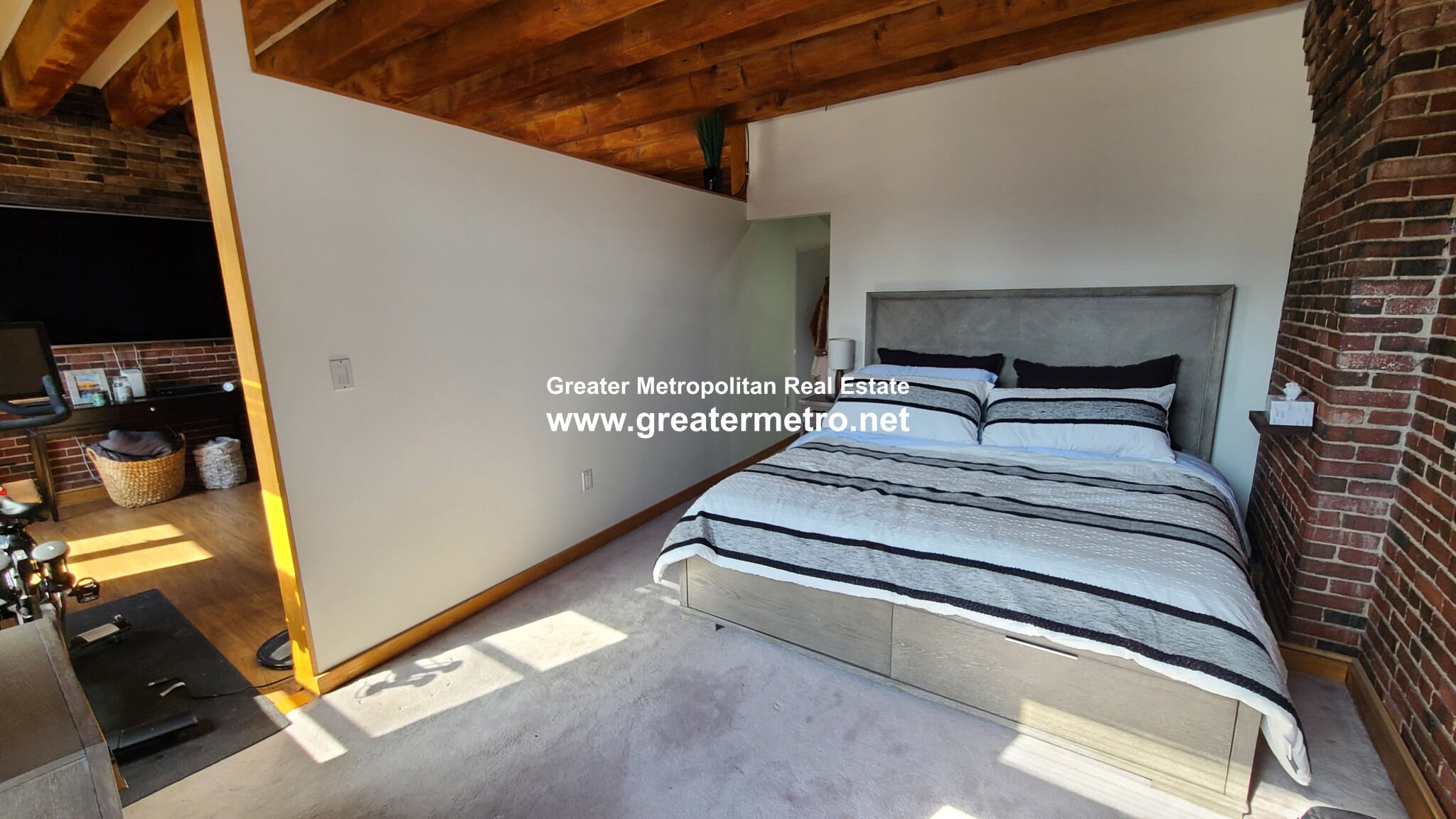 28 Atlantic Ave, Waterfront