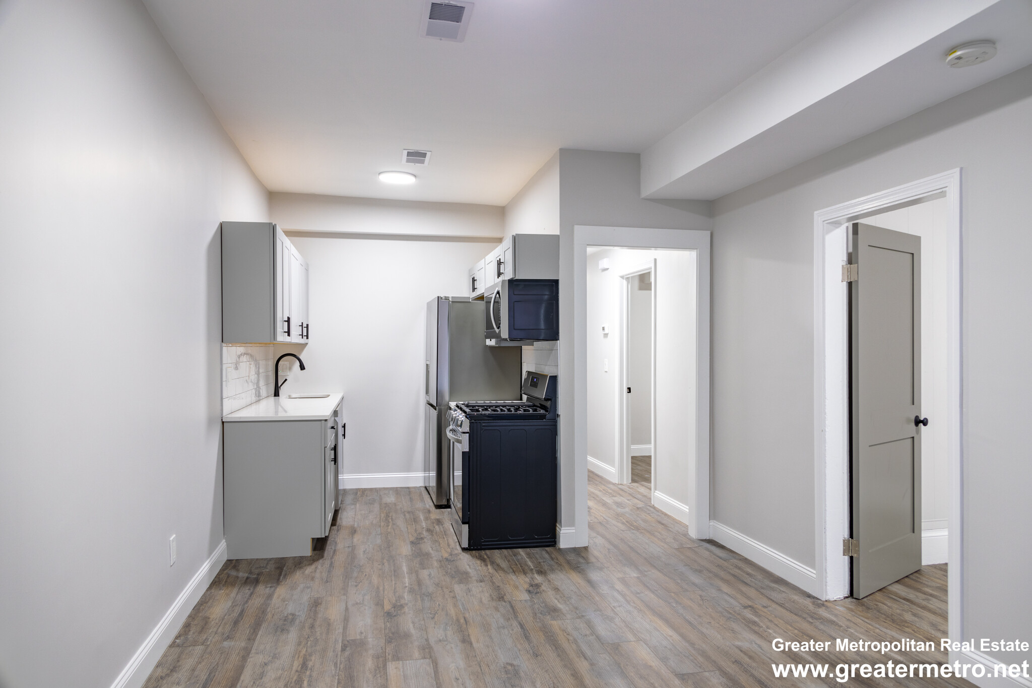 628 6th St, South Boston