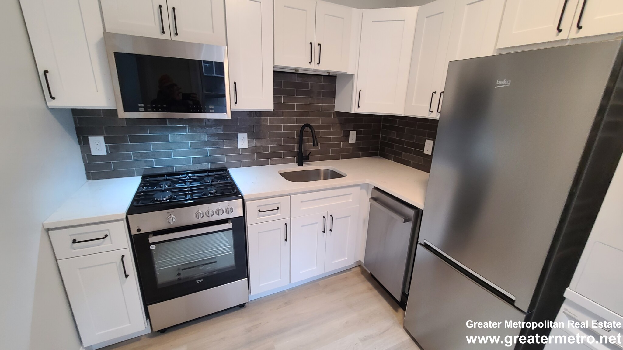 9 Noyes Pl, North End