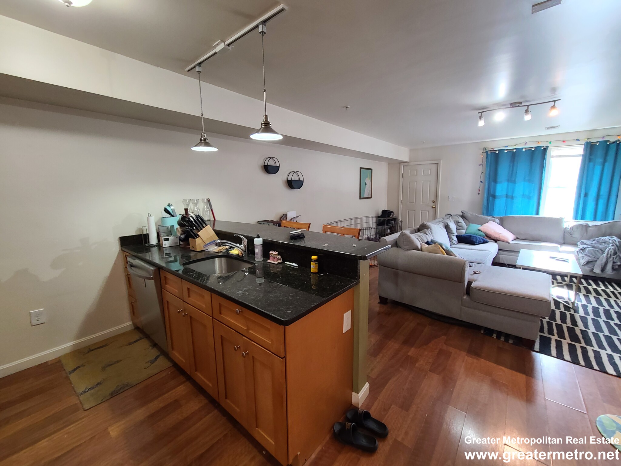 43 Chelsea St, East Boston