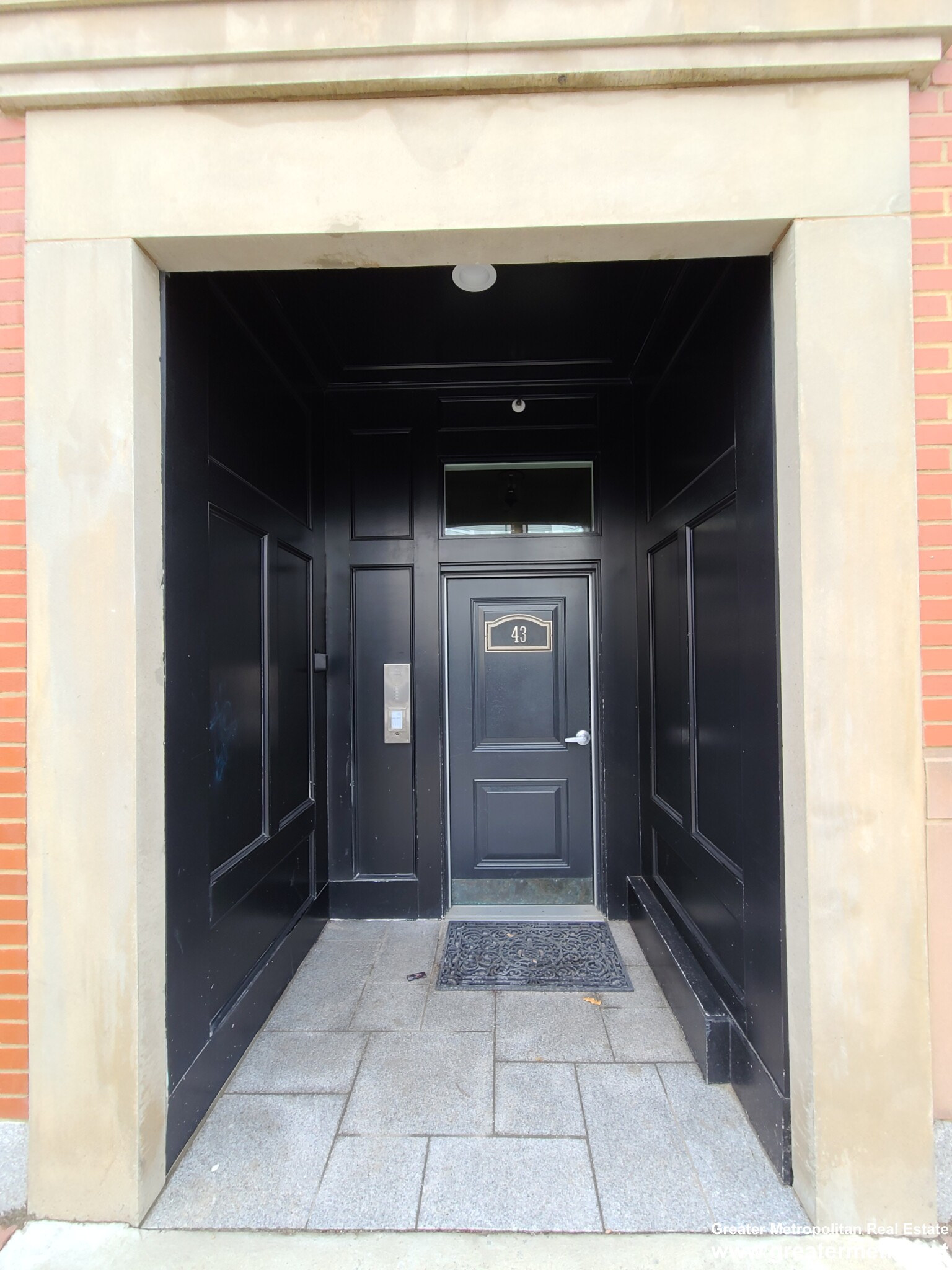 43 Chelsea St, East Boston