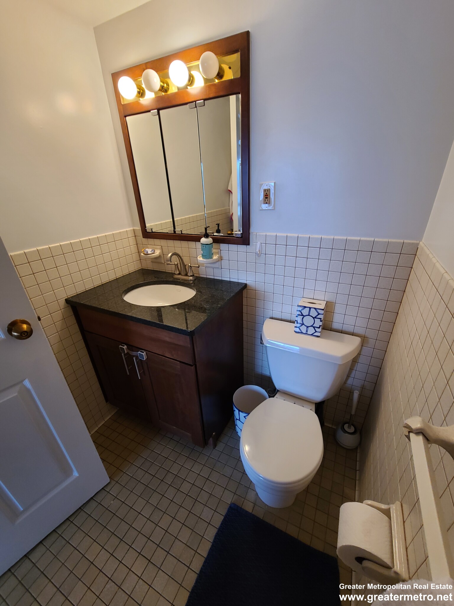 357 Commercial St, North End