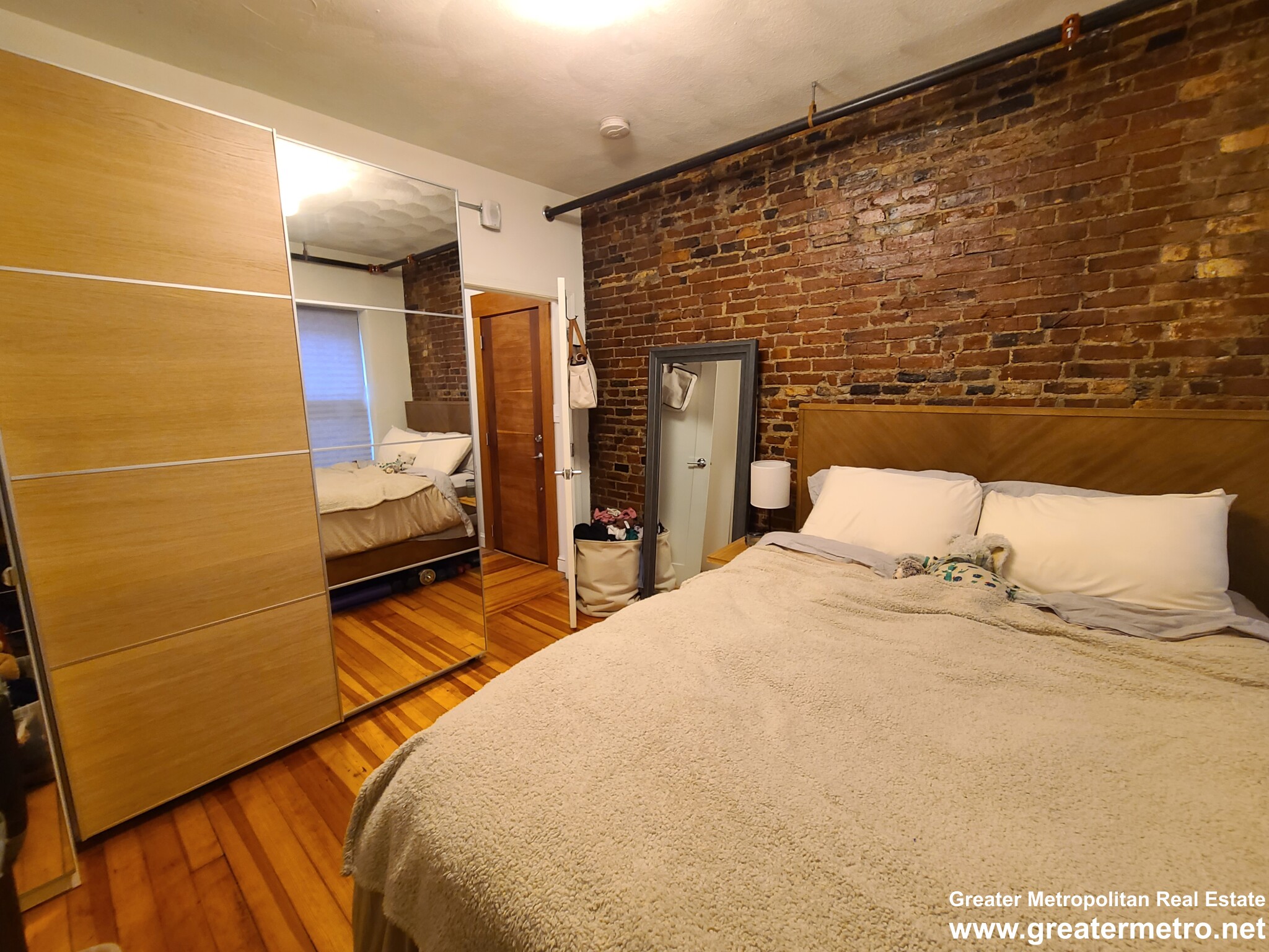 3 Thacher St, North End