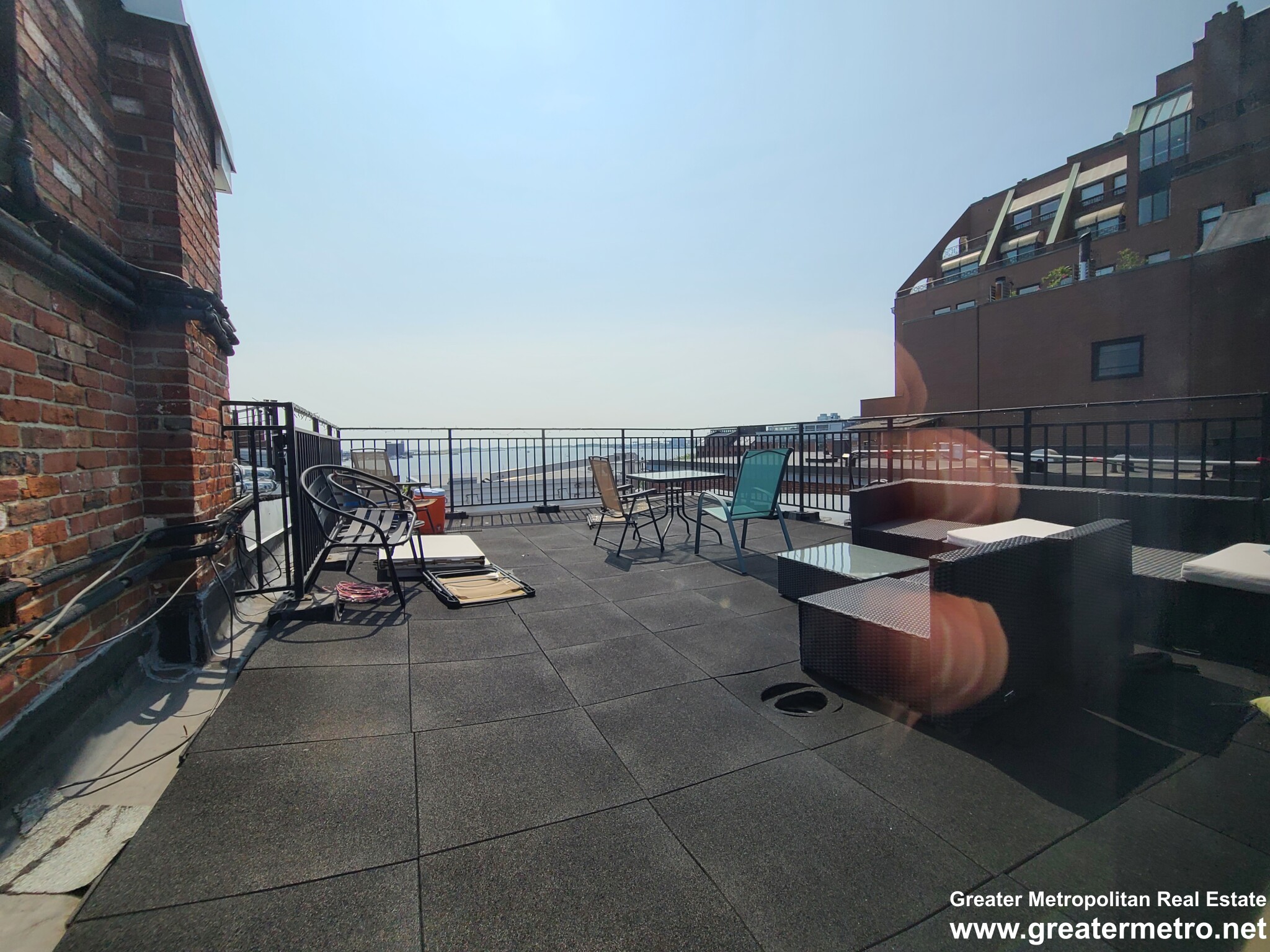 351 North St, North End