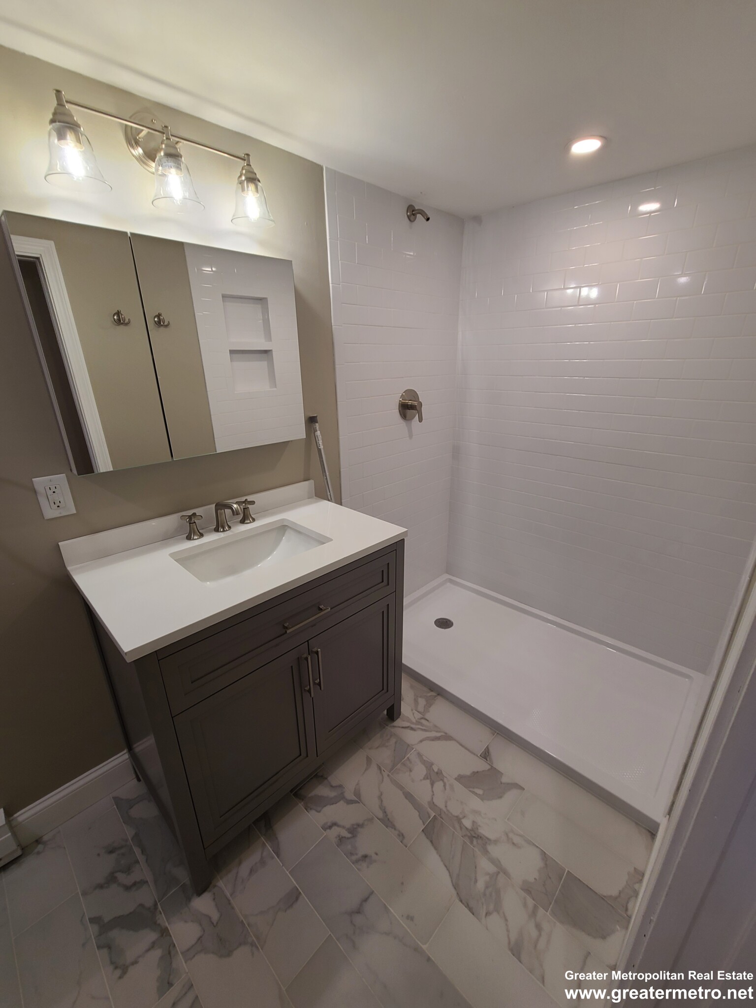 309 North St, North End