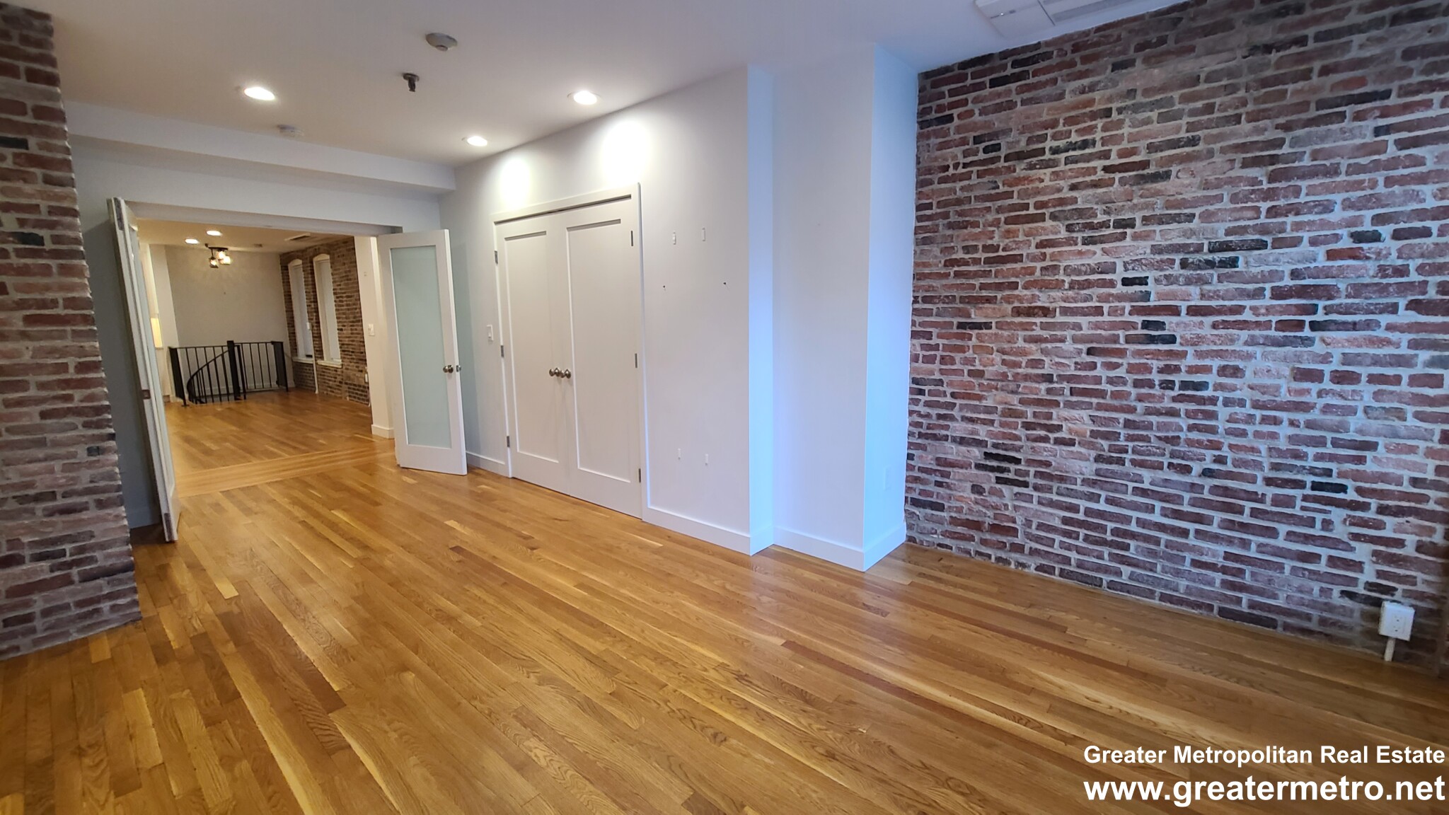 351 North St, North End