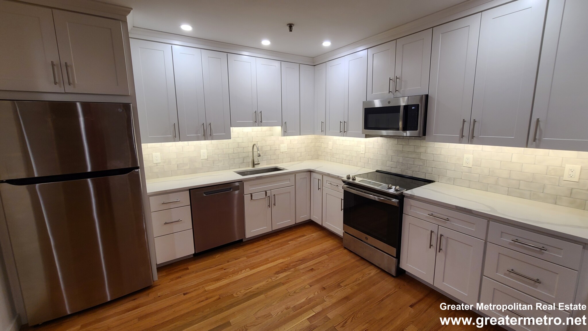 351 North St, North End