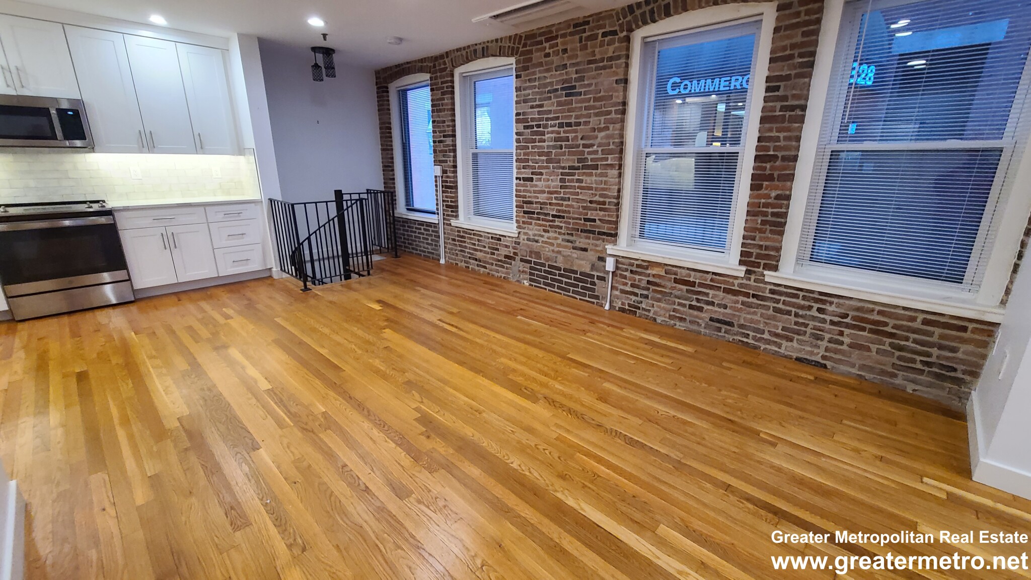 351 North St, North End