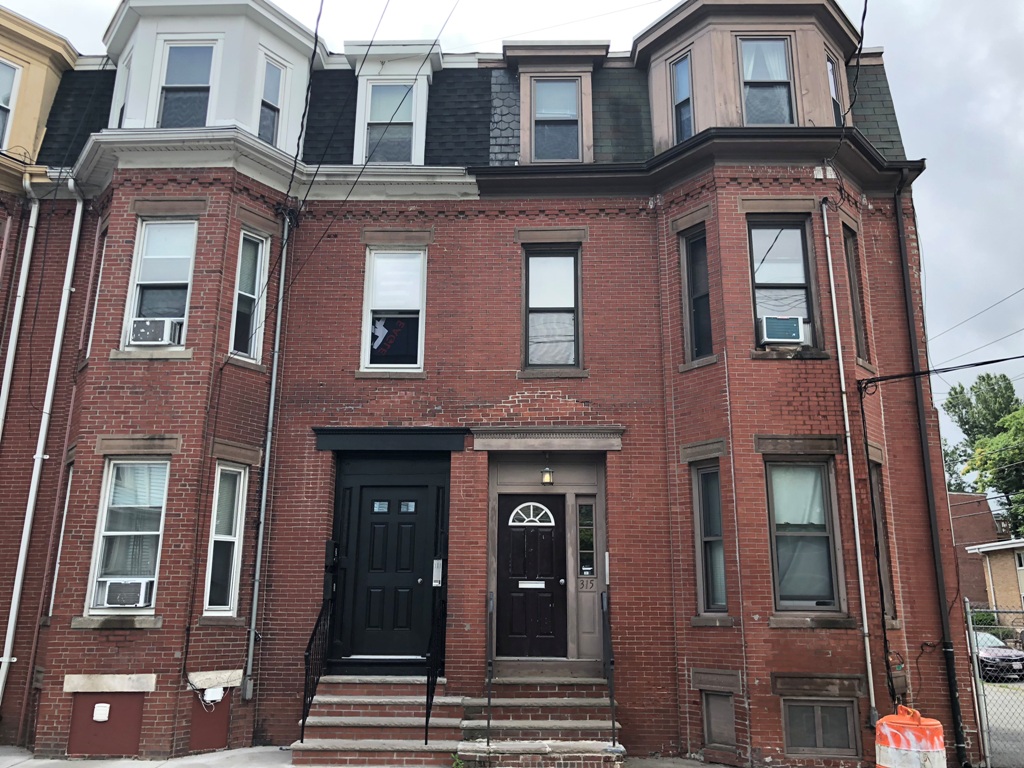 317 Spruce St, Chelsea