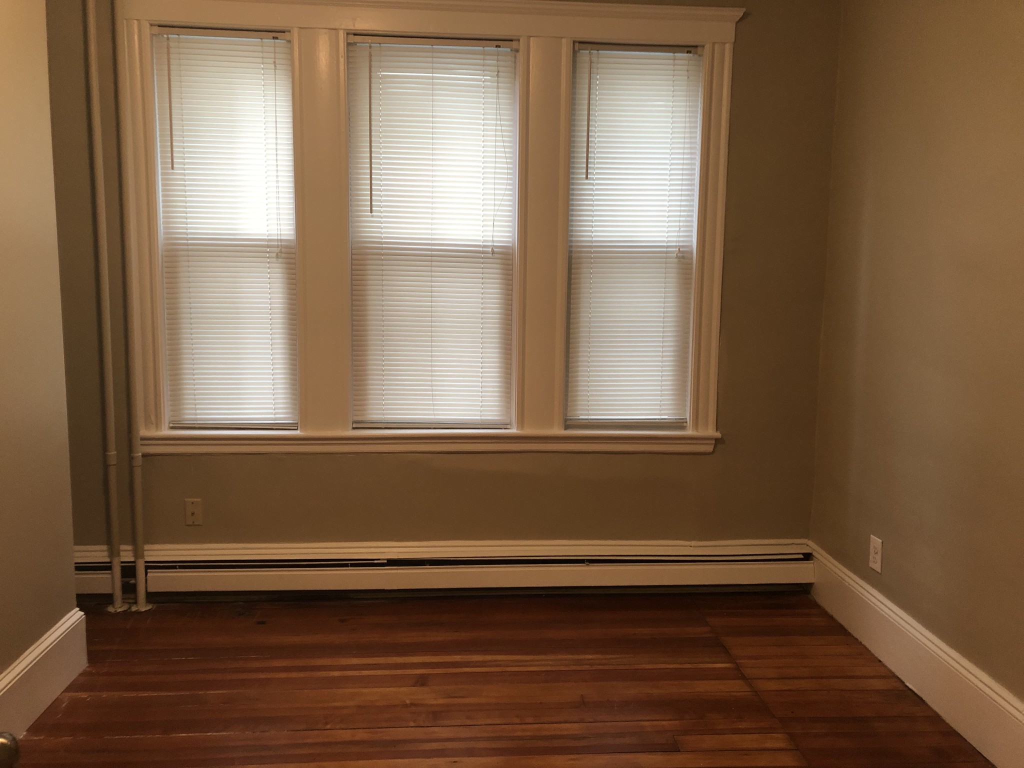 Photos of apartment on Congress Ave.,Chelsea MA 