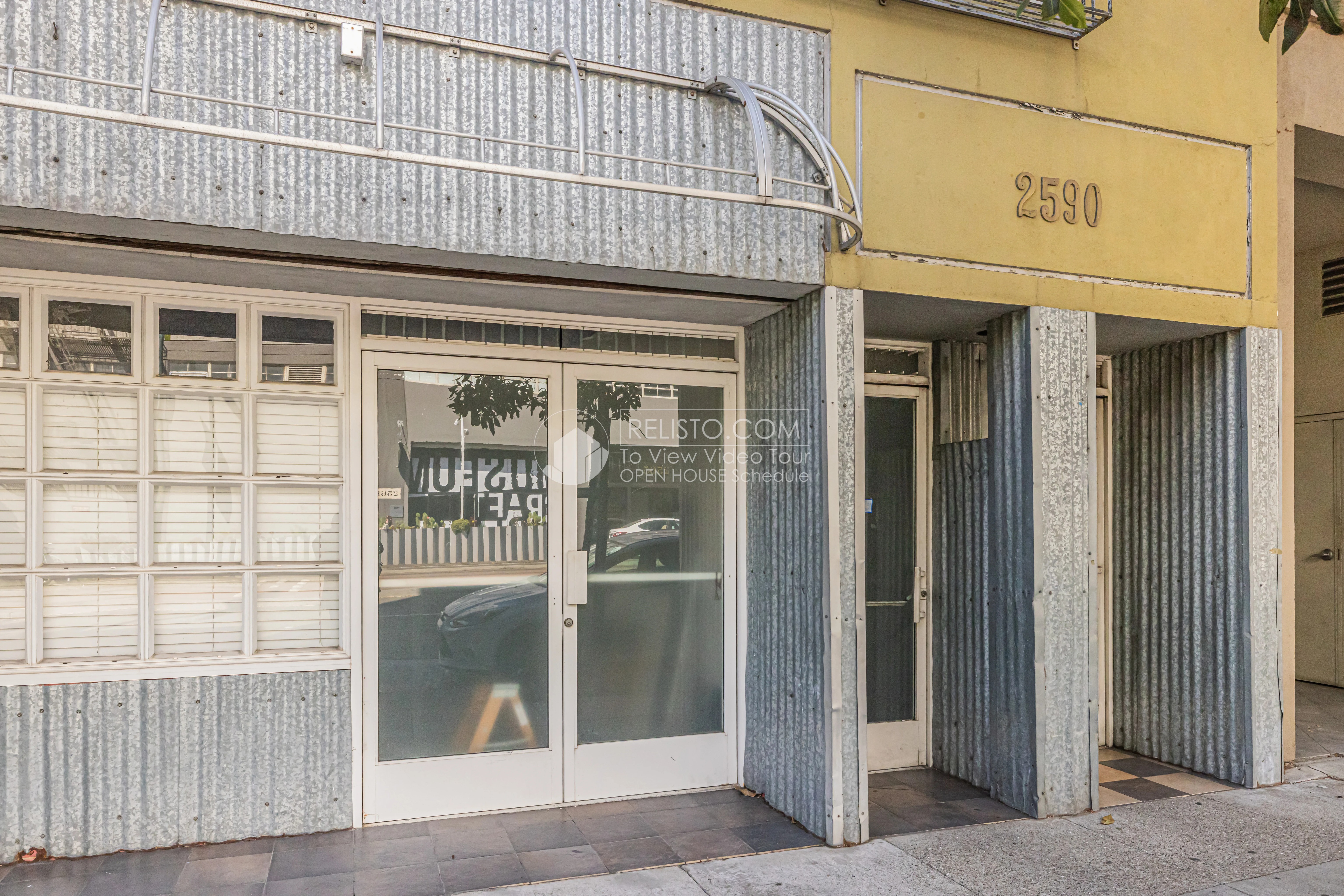 Listing image 12