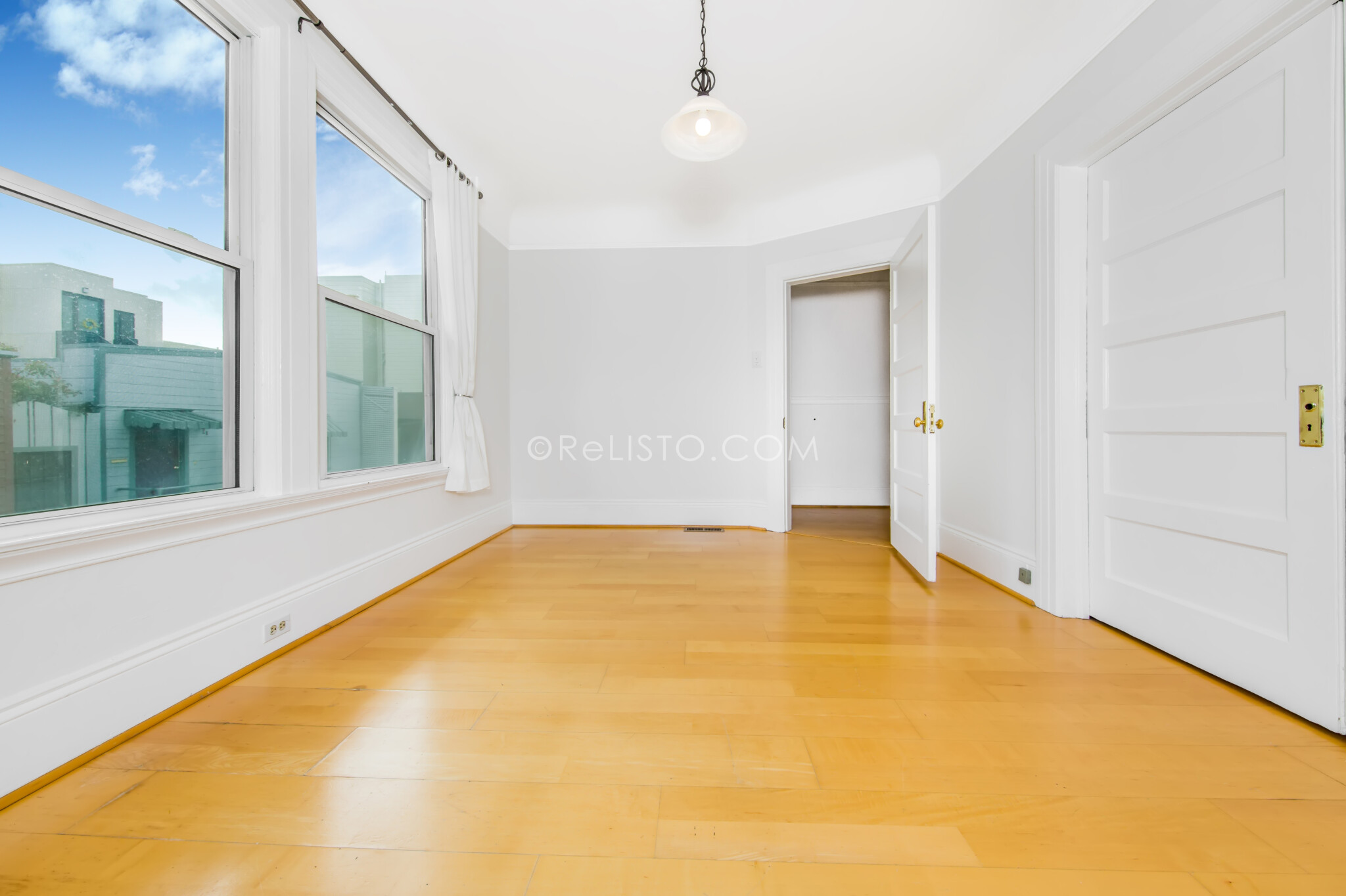 Listing image 33